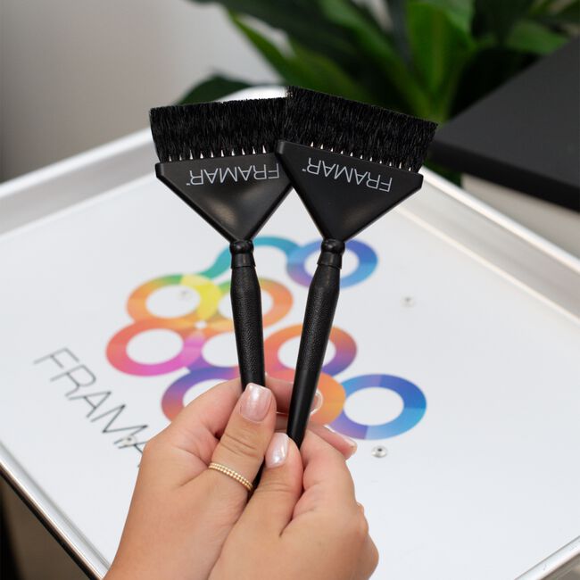 Black Root Repair Colour Brush Set