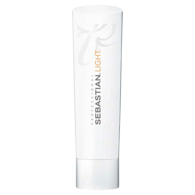 Light Shine Conditioner - Foundation