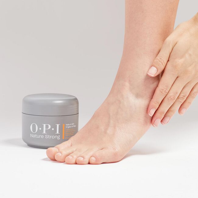 Nature Strong Smooth It Out Hand & Foot Scrub